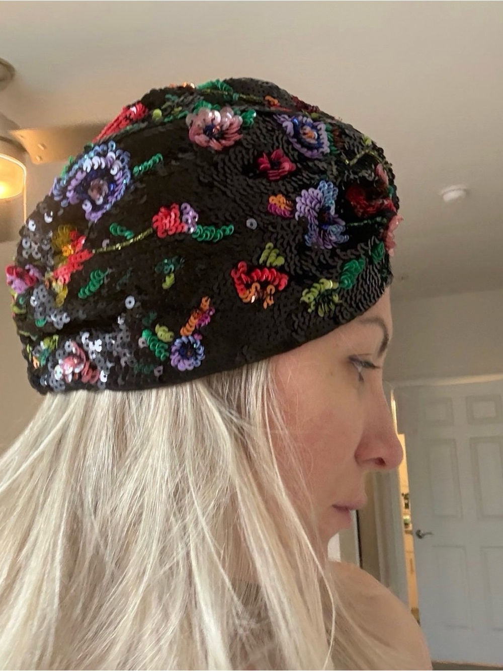 Embellished Floral Sequin Turban Headband - Black - Picture 4 of 4